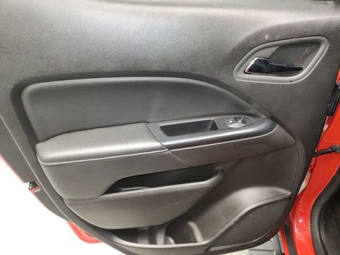 Used 2016 GMC Canyon SLT w/ Driver Alert Package image 26