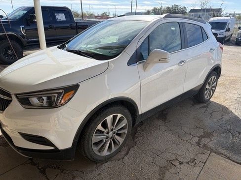 Used 2019 Buick Encore Preferred image 1