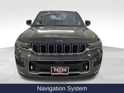 Used 2022 Jeep Grand Cherokee L Overland w/ Luxury Tech Group IV image 2