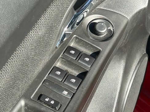 Used 2016 Chevrolet Cruze LT image 23