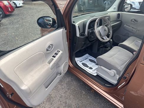 Used 2011 Nissan Cube 1.8 SL w/ Interior Designer Pkg image 28