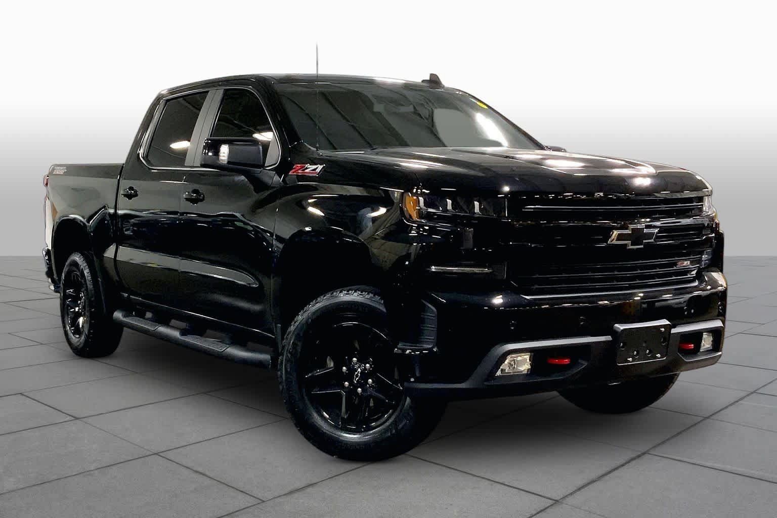 Used 2021 Chevrolet Silverado 1500 LT Trail Boss w/ Convenience Package II AWD/4WD image 3