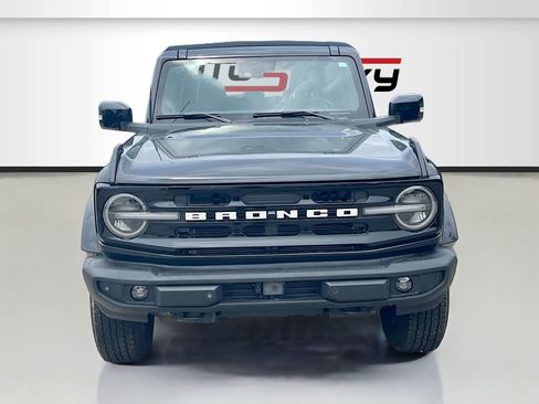 Used 2024 Ford Bronco Outer Banks AWD/4WD image 2