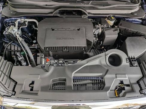 New 2025 Honda Pilot Touring image 17