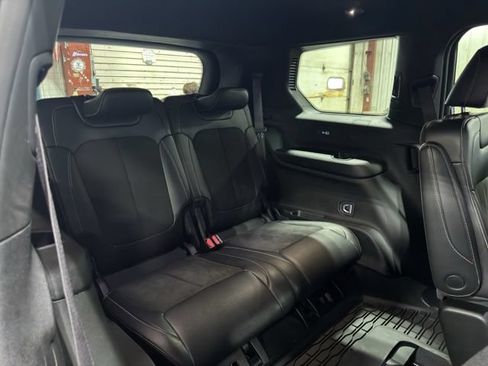 Used 2023 Jeep Grand Cherokee L Laredo AWD/4WD image 26