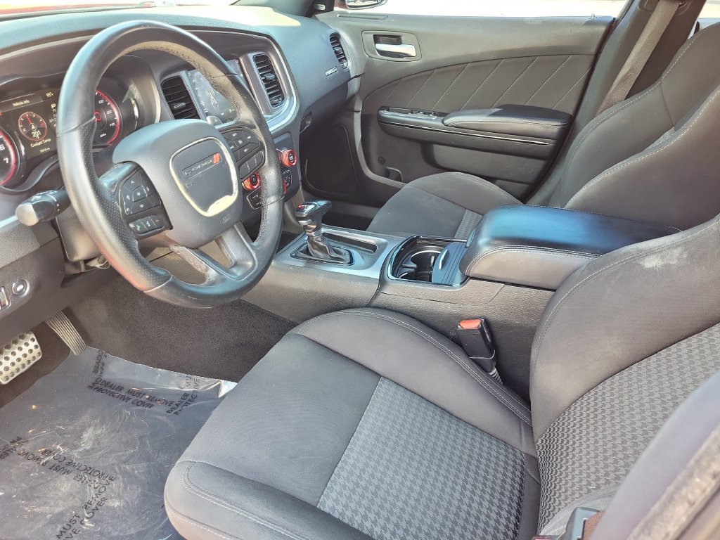 Used 2020 Dodge Charger GT w/ Blacktop Package RWD image 12