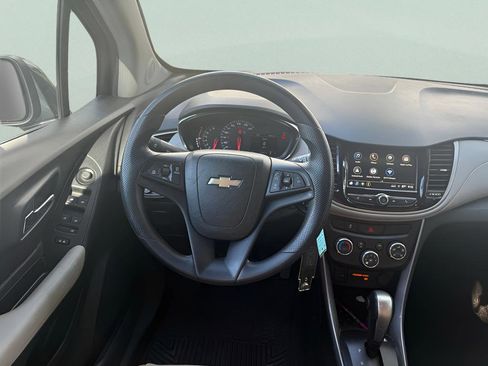 Used 2019 Chevrolet Trax LT w/ LPO, Cargo Package FWD image 21