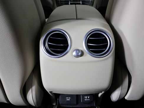 Used 2017 Mercedes-Benz GLC 300 4MATIC image 24