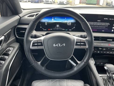 Used 2025 Kia Telluride SX X-Line image 14