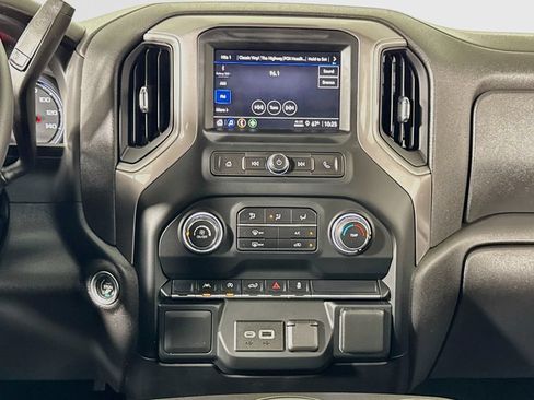 Used 2022 Chevrolet Silverado 1500 Custom AWD/4WD image 12