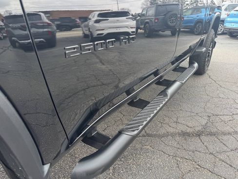 Used 2025 Chevrolet Silverado 2500 LTZ w/ Trail Boss Package AWD/4WD image 19