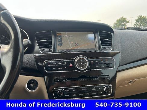 Used 2015 Kia Cadenza Premium w/ Technology Package FWD image 19