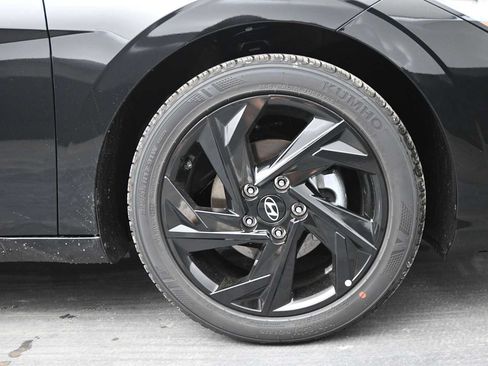 New 2026 Hyundai Elantra SEL Sport FWD image 10