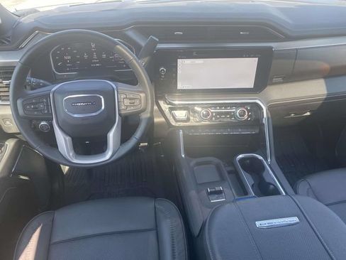 Used 2026 GMC Sierra 2500 Denali w/ Denali Reserve Package AWD/4WD image 11