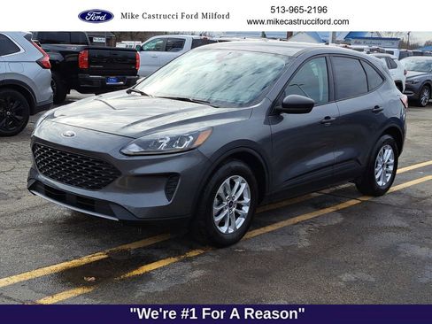 Certified 2022 Ford Escape S image 9