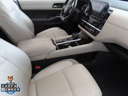 Used 2023 Nissan Pathfinder SL w/ SL Premium Package FWD image 29