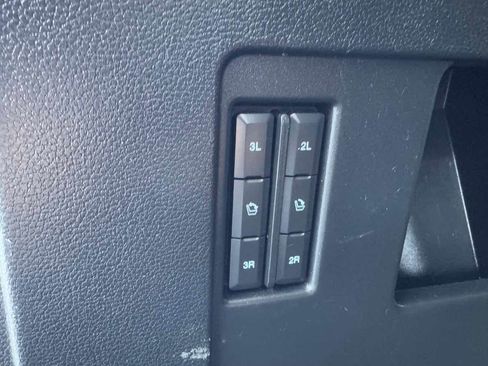 Used 2020 Ford Expedition Platinum image 46