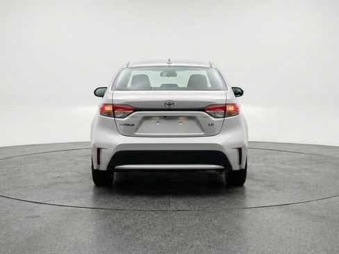 Used 2025 Toyota Corolla LE image 7