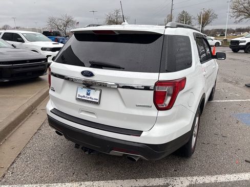 Used 2019 Ford Explorer XLT w/ Equipment Group 201A image 24