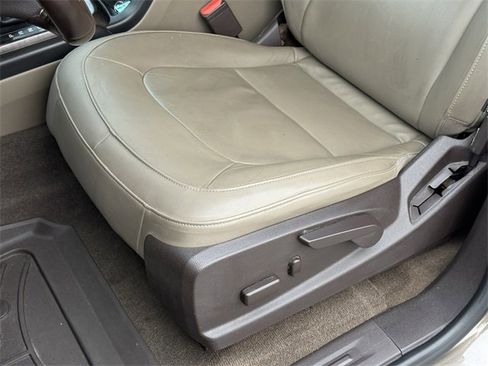 Used 2016 GMC Canyon SLT w/ Trailering Package image 14