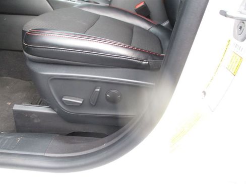 Used 2024 Ford Escape ST-Line w/ Tech Pack #1 image 13