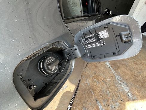 Used 2025 Mercedes-Benz C 300 4MATIC Sedan image 45