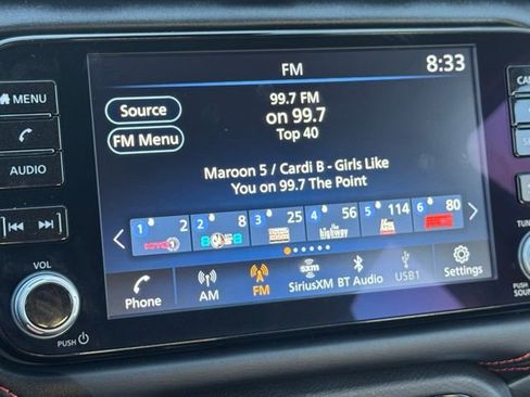 Used 2025 Nissan Versa SR w/ Trunk Package image 31