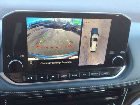 Certified 2023 Nissan Rogue SL w/ SL Premium Package image 19