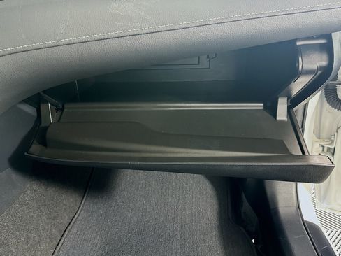 Used 2023 Toyota Camry SE FWD image 31