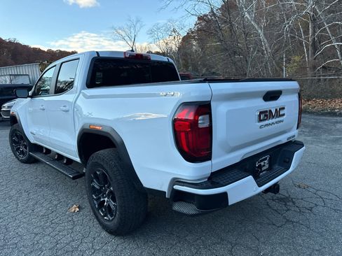 Used 2025 GMC Canyon Elevation w/ Convenience Package image 5