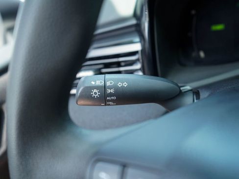 Used 2025 Toyota Camry LE FWD image 29