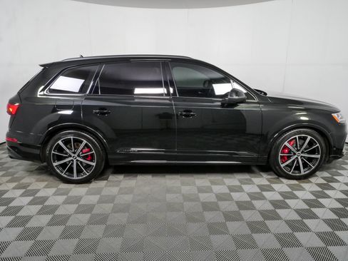 Used 2022 Audi SQ7 Prestige AWD/4WD image 2