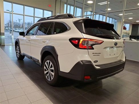 Certified 2025 Subaru Outback Premium w/ Popular Package #1 image 4
