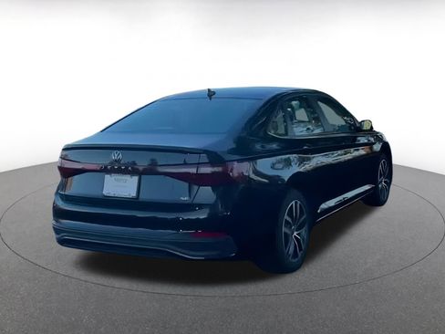 Used 2025 Volkswagen Jetta SE image 14