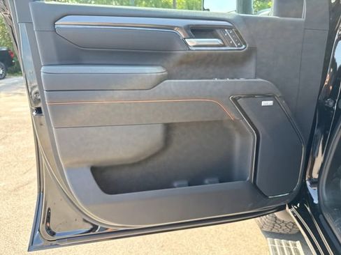 New 2026 GMC Sierra 2500 AT4 w/ AT4 Premium Plus Package AWD/4WD image 12