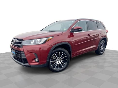 Used 2018 Toyota Highlander SE w/ Protection Package #3 AWD/4WD image 1