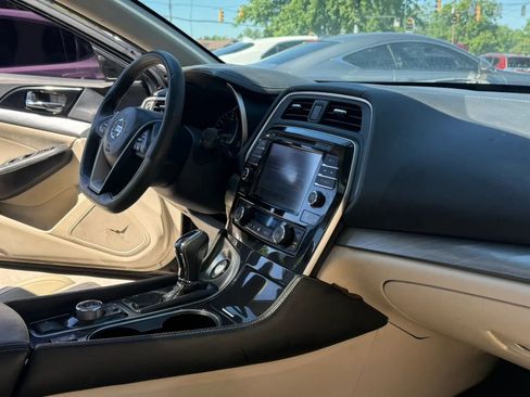 Used 2016 Nissan Maxima 3.5 SL FWD image 14