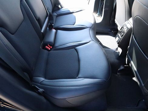 New 2026 Jeep Compass Latitude image 14