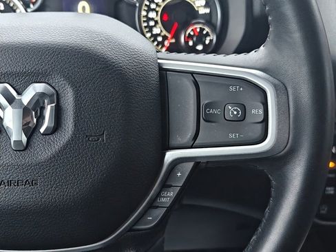 Used 2023 RAM 1500 Big Horn image 24