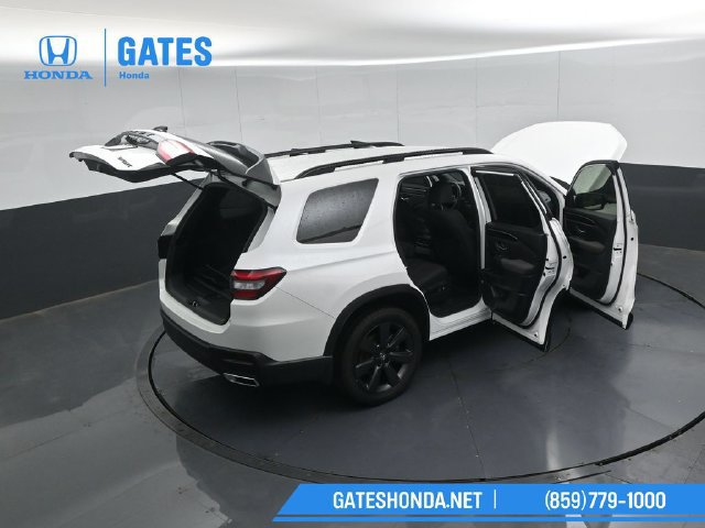 Certified 2025 Honda Pilot Sport image 52