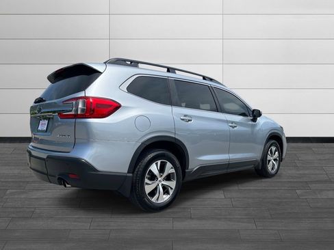 Used 2023 Subaru Ascent Premium w/ Convenience Package AWD/4WD image 3