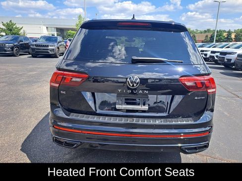 Used 2022 Volkswagen Tiguan SE R-Line AWD/4WD image 4