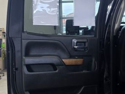 Used 2017 Chevrolet Silverado 3500 LTZ w/ Duramax Plus Package image 25