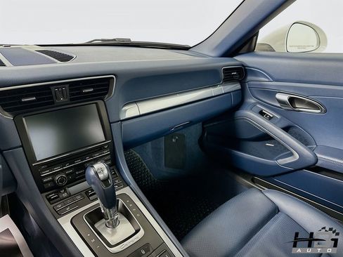 Used 2013 Porsche 911 Carrera 4S image 17