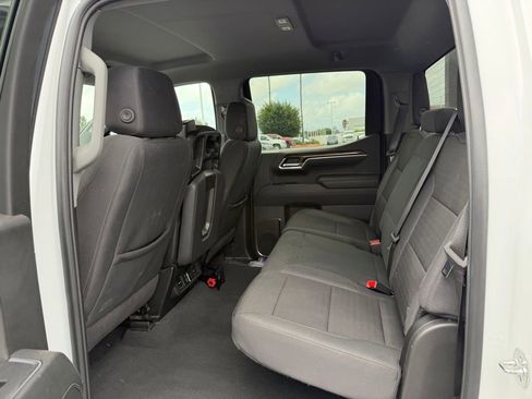 Used 2025 Chevrolet Silverado 1500 LT AWD/4WD image 5