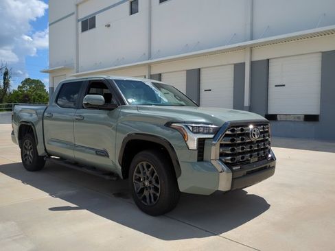 Used 2025 Toyota Tundra Platinum AWD/4WD image 3