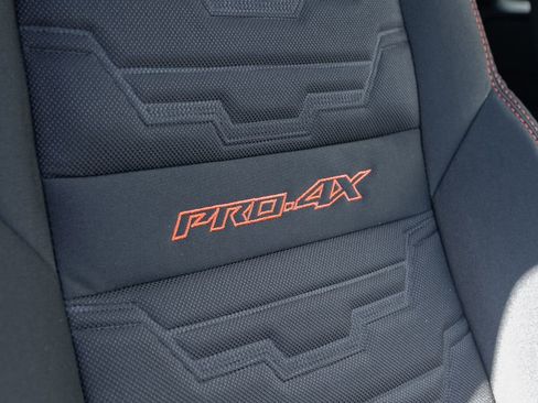New 2026 Nissan Frontier PRO-4X w/ Pro-4x Convenience Package AWD/4WD image 31