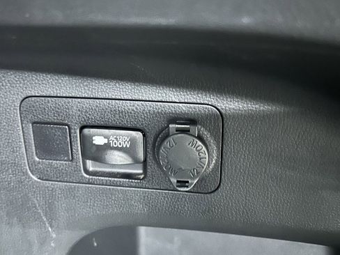 Used 2024 Toyota RAV4 Adventure image 16