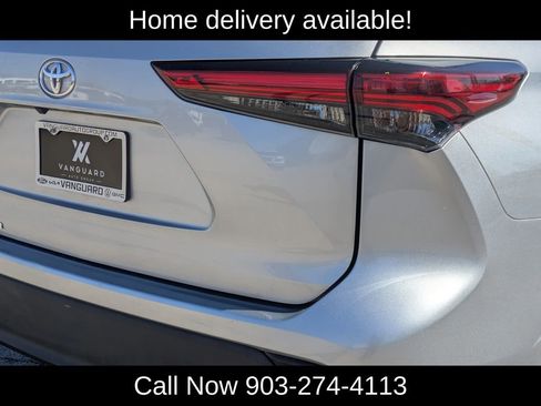 Used 2023 Toyota Highlander L image 8
