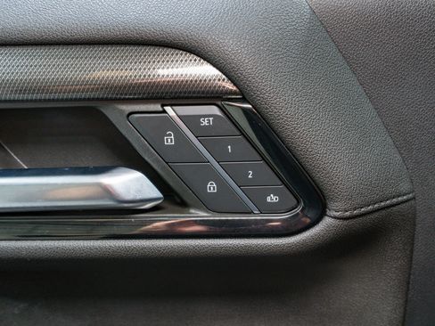 Used 2024 GMC Sierra 2500 AT4 w/ AT4 Premium Plus Package image 17